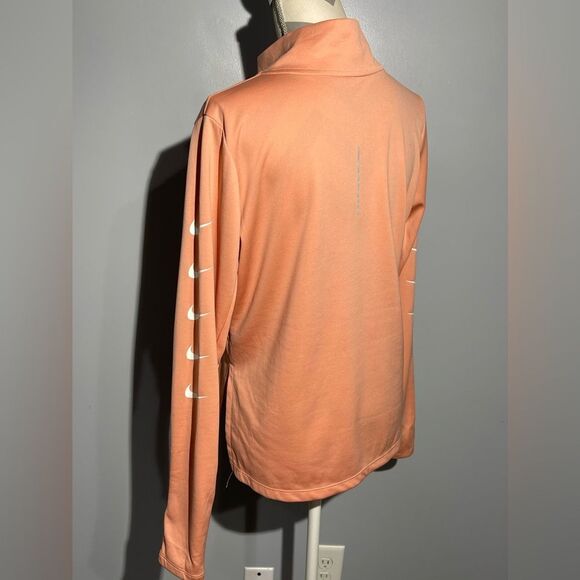 NIKE LONG SLEEVE PULL OVER - Picture 4 of 10